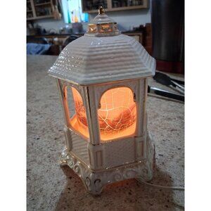 Thomas Kinkade Make A Wish Cottage Musical Lantern Porcelain Gold Accents Collec